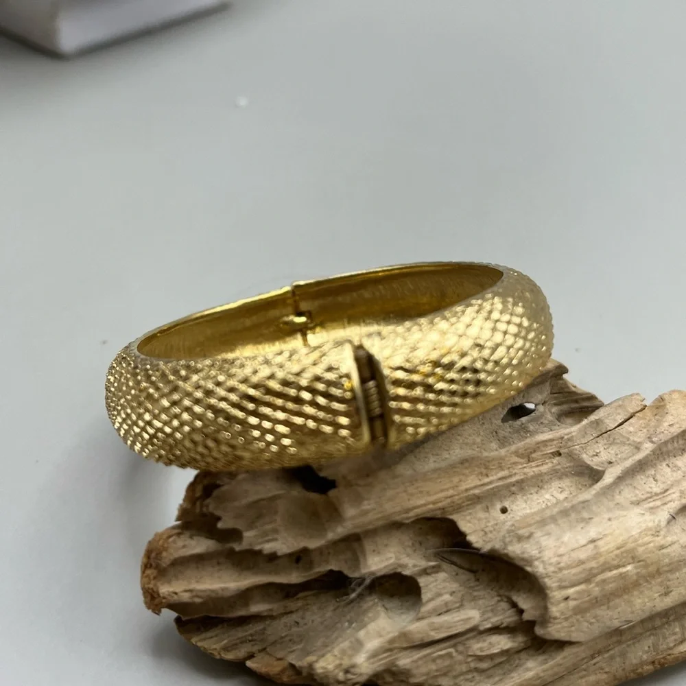 Elegant Gold Tone Textured Bracelet